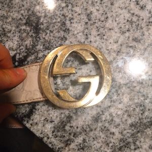 Gucci belt
